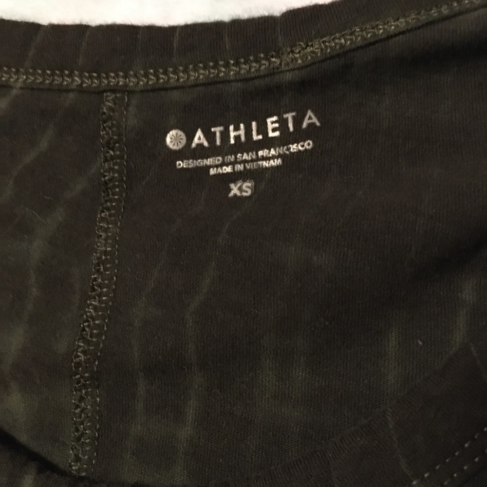 athleta tie-dye high- low short sz. xs - Picture 2 of 4
